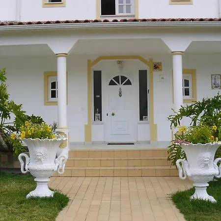 Charming Countryside 2-bed Pool Hotub *
